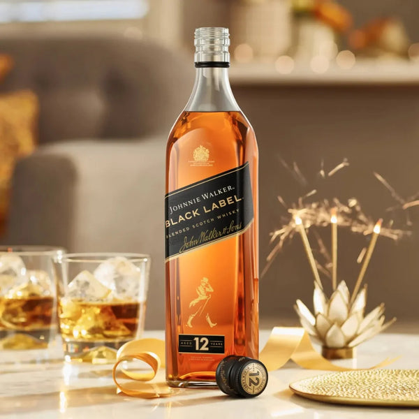 JOHNNIE WALKER BLACK LABEL BLENDED SCOTCH WHISKY 700ML