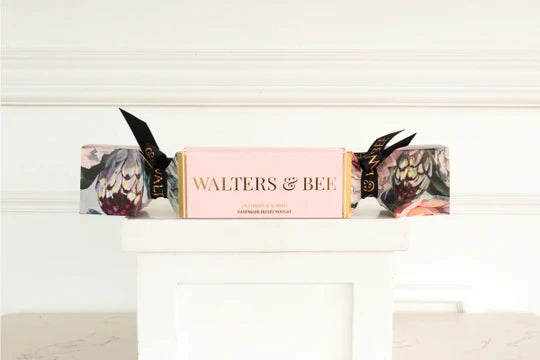 WALTERS & BEE CRANBERRY & ALMOND NOUGAT CRACKER-NEW